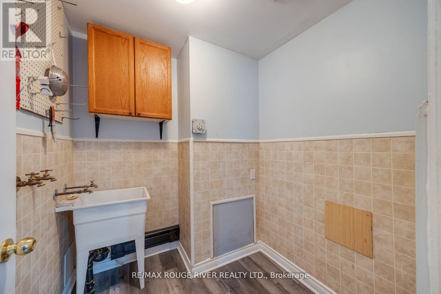 309 Centre Street S, Oshawa, Ontario  L1H 4B3 - Photo 10 - E12201559