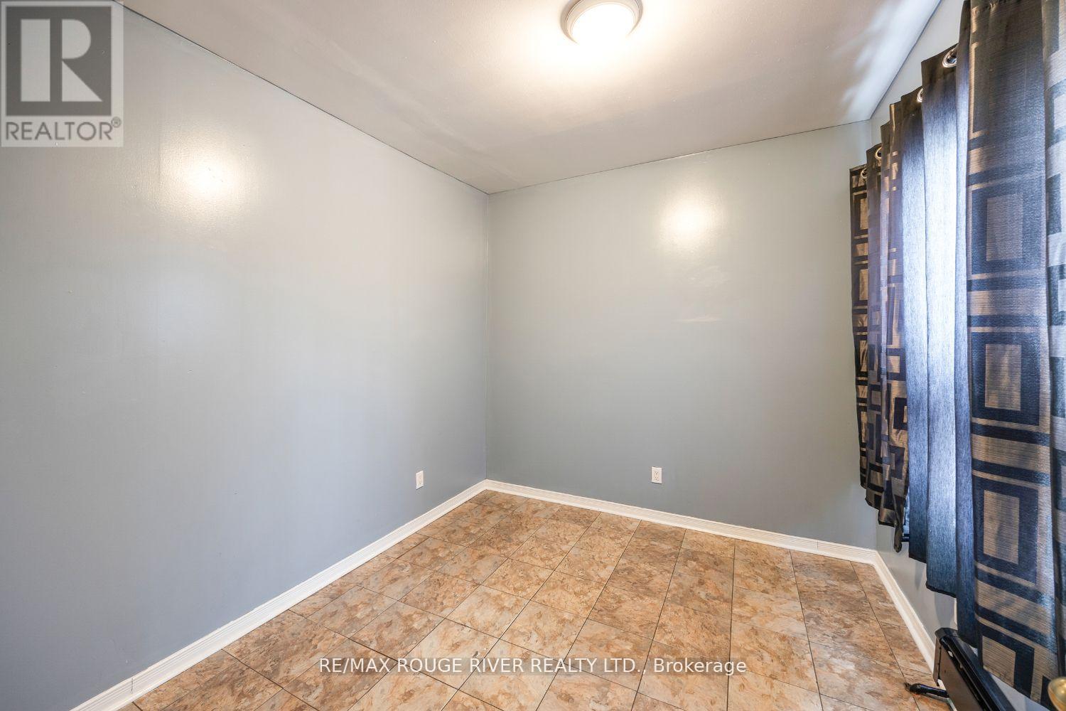 309 Centre Street S, Oshawa, Ontario  L1H 4B3 - Photo 16 - E12201559