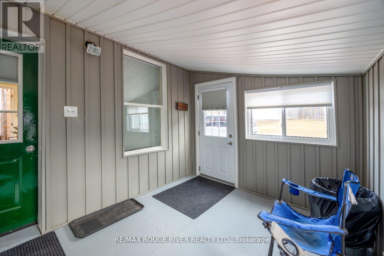 309 Centre Street S, Oshawa, Ontario  L1H 4B3 - Photo 3 - E12201559