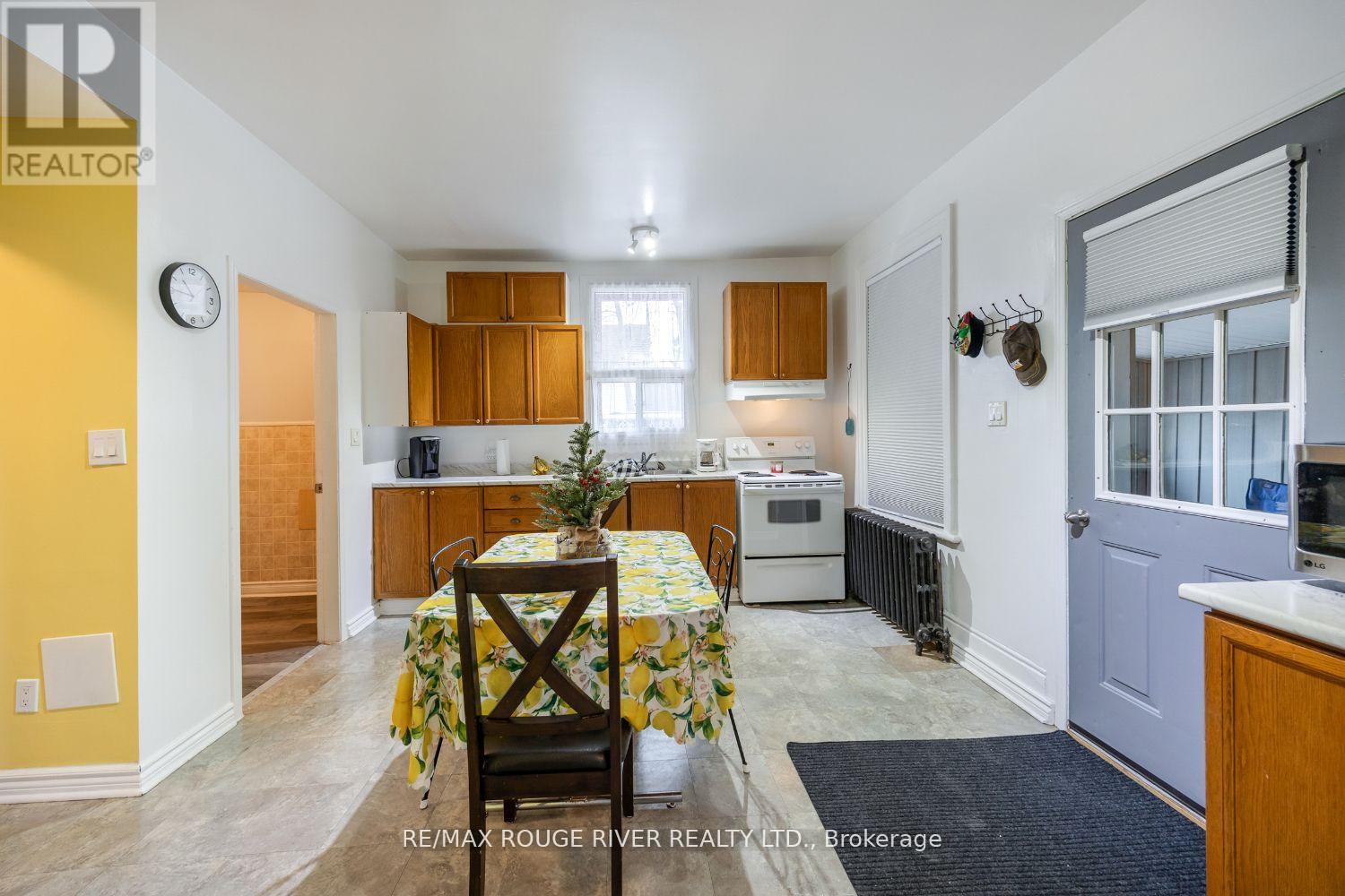 309 Centre Street S, Oshawa, Ontario  L1H 4B3 - Photo 6 - E12201559