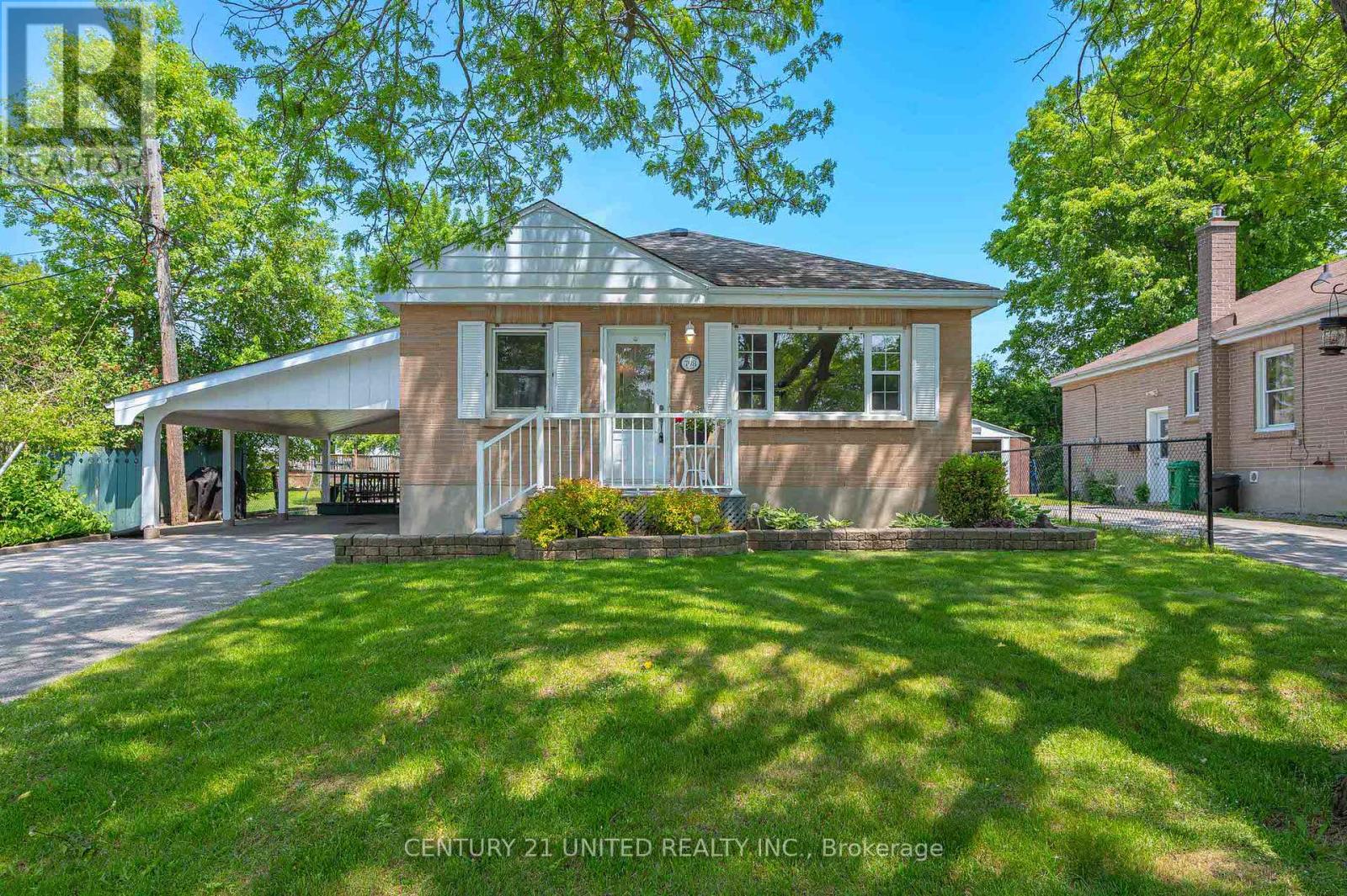 Property at 798 NICHOLLS PLACE image 2