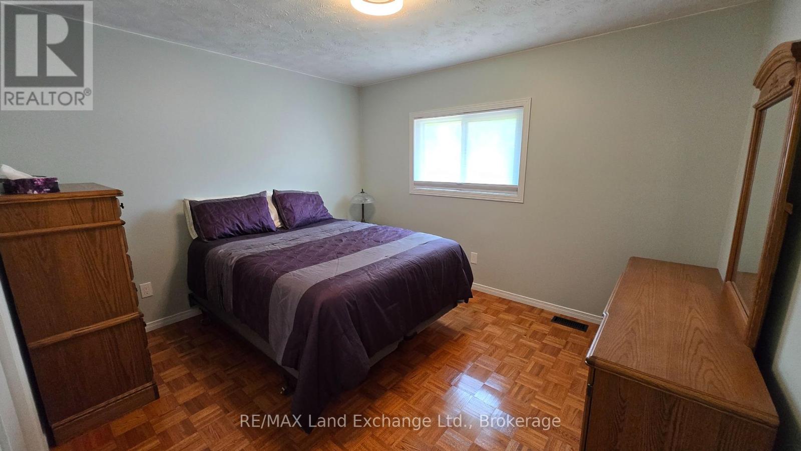 924 Tanglewood Drive, Huron-Kinloss, Ontario  N2Z 2X3 - Photo 8 - X12201613