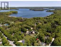 212 CANROBERT STREET, Grey Highlands, Ontario
