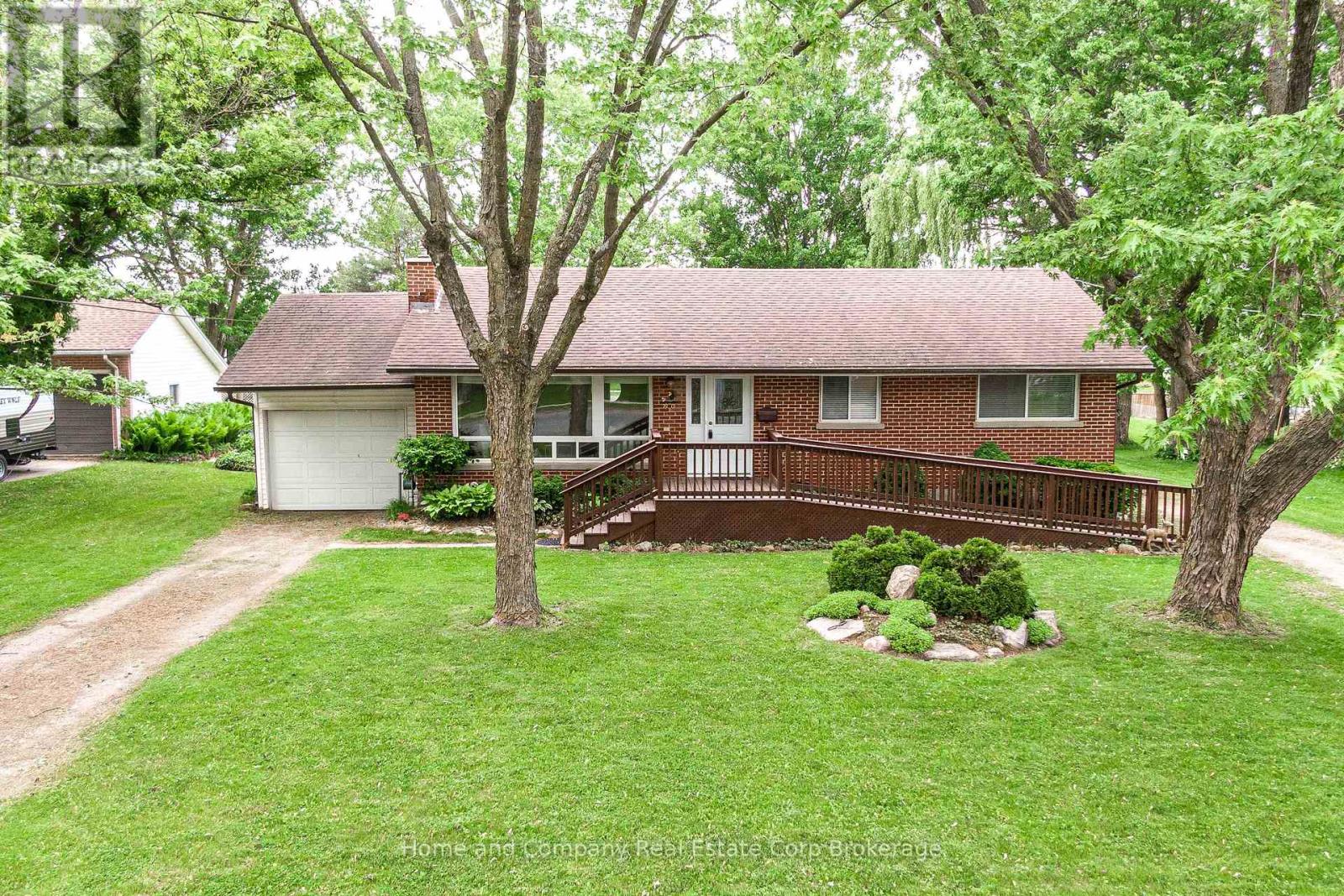 90 INGERSOLL STREET, St. Marys, Ontario
