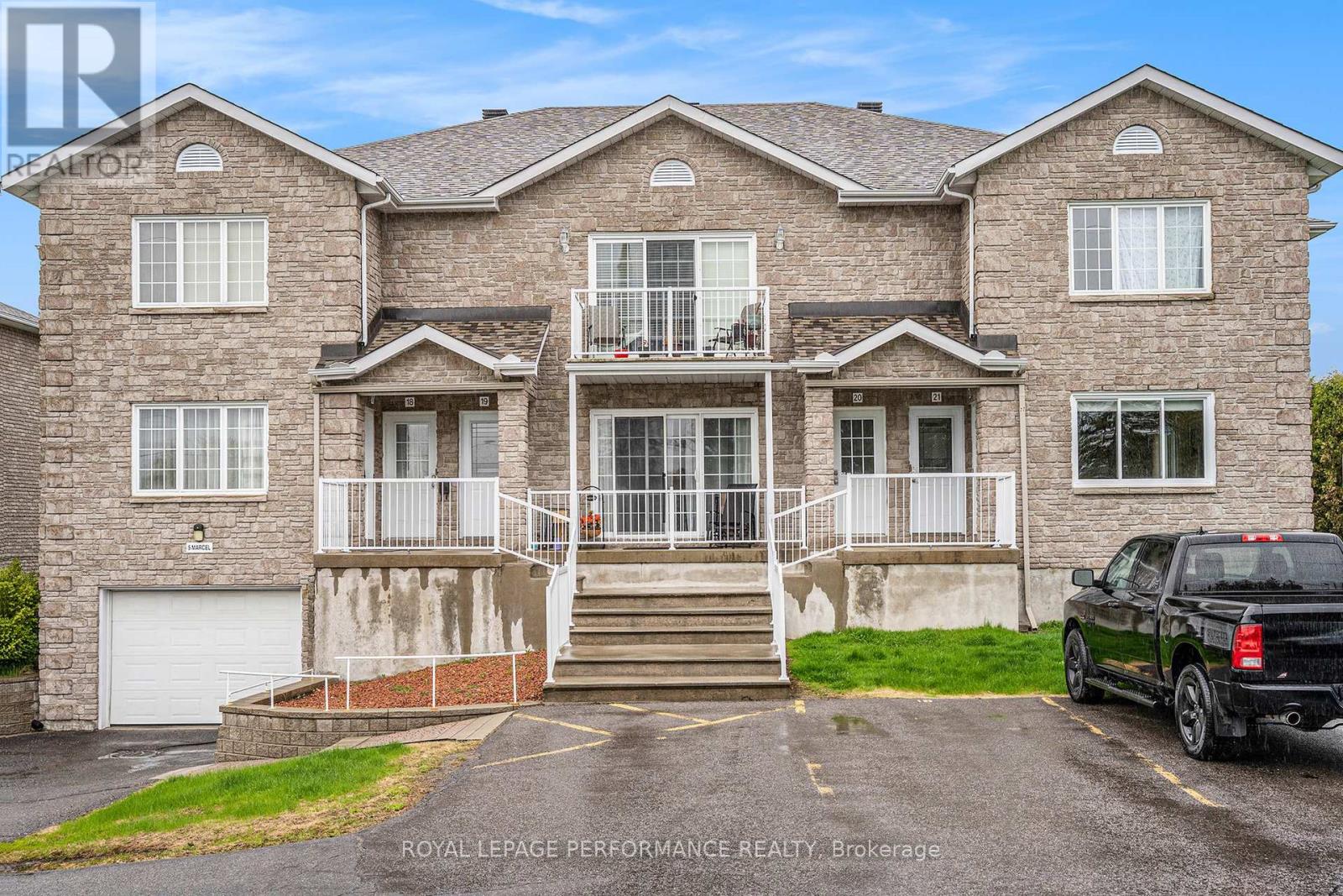 21 - 5 MARCEL STREET, Russell, Ontario