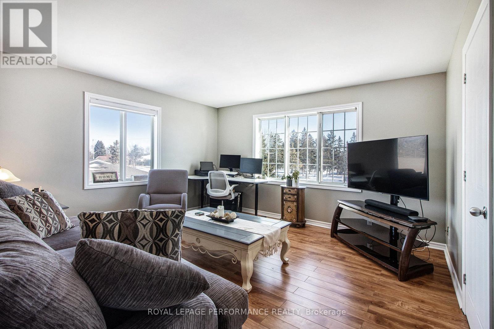 21 - 5 Marcel Street, Russell, Ontario  K0A 1W0 - Photo 4 - X12201520
