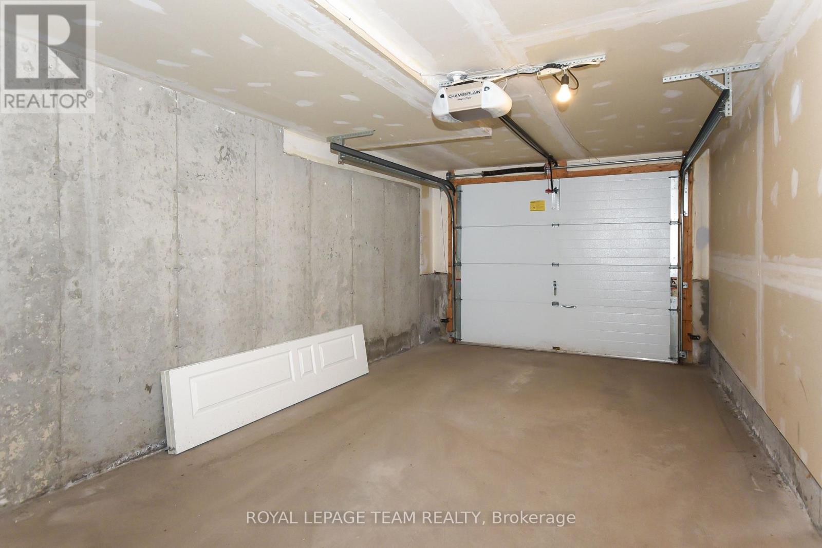 200 Pembina Private, Ottawa, Ontario  K4M 0G9 - Photo 22 - X12201632