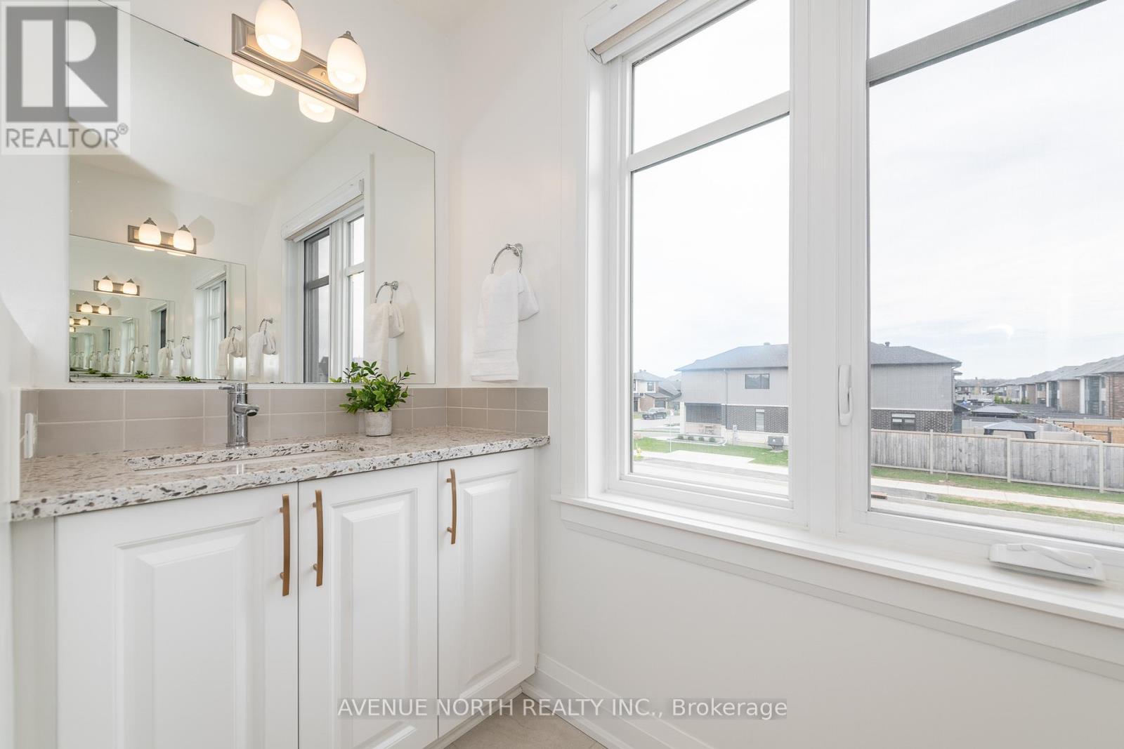 3339 Findlay Creek Drive, Ottawa, Ontario  K1T 0V4 - Photo 29 - X12201642