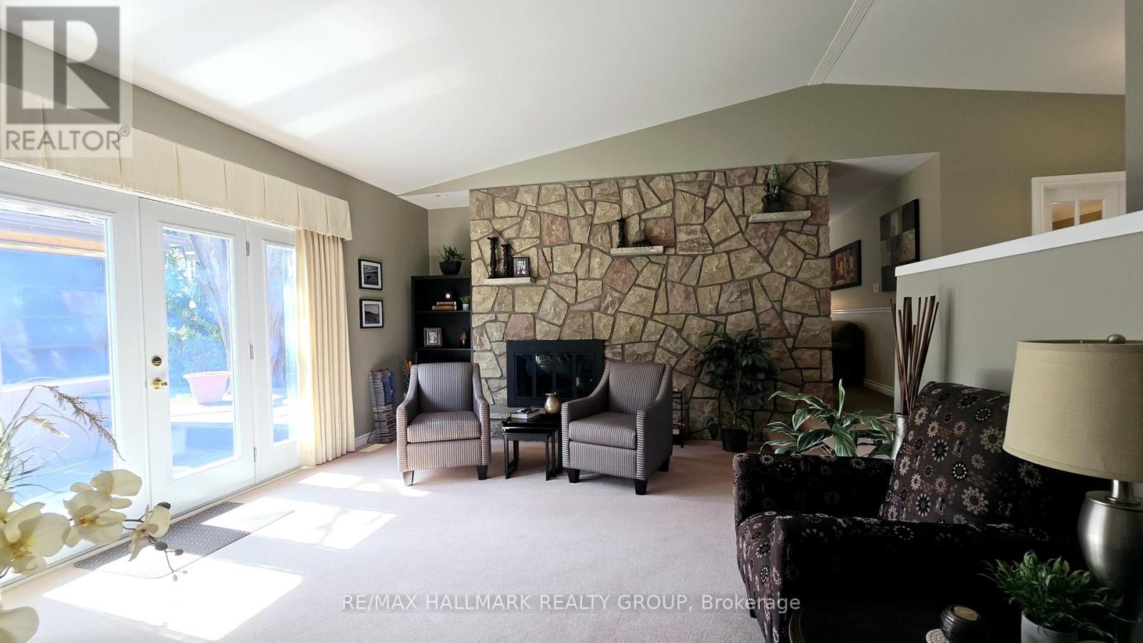 2215 Old Second Line Road, Ottawa, Ontario  K0A 1T0 - Photo 16 - X12201653