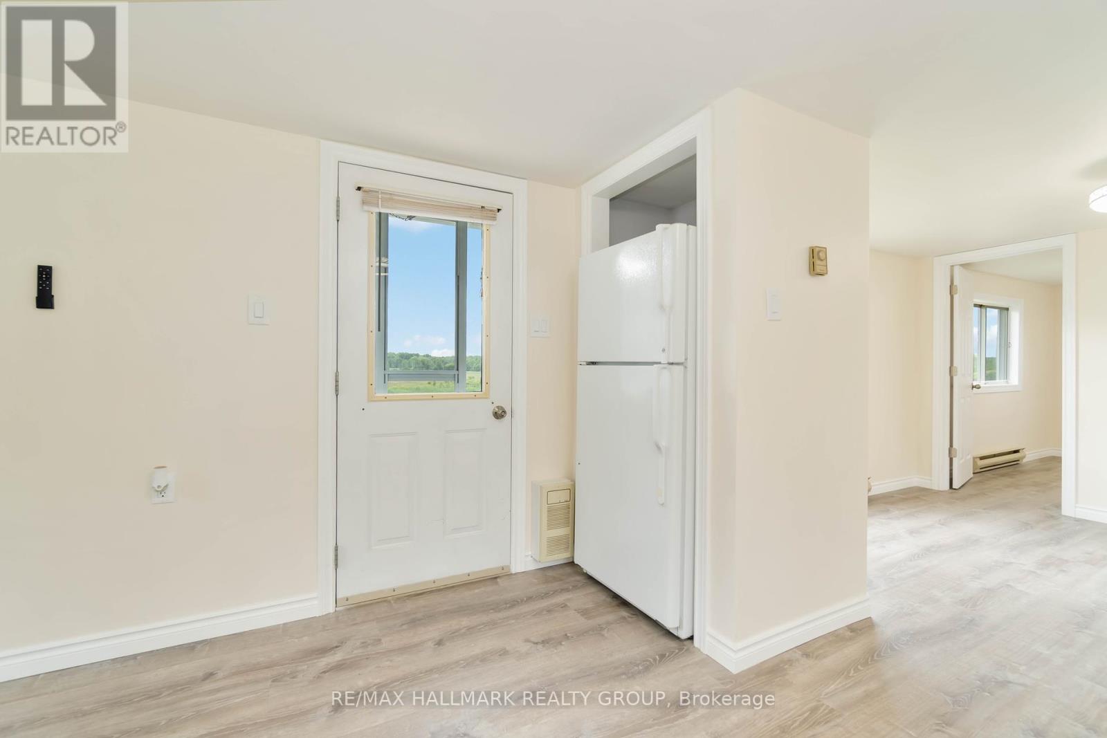 10913 Stampville Road, South Dundas, Ontario  K0C 1K0 - Photo 25 - X12201740