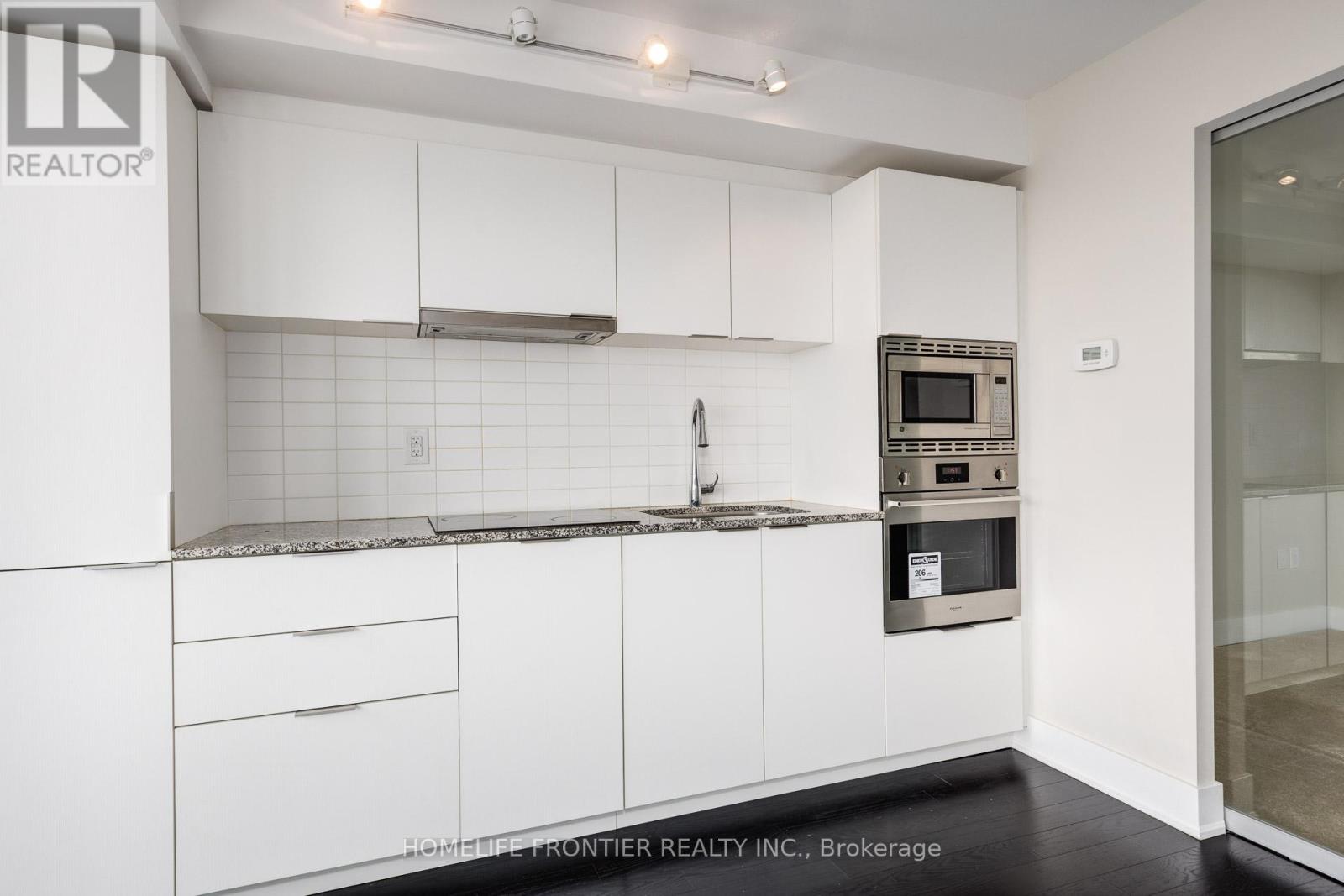 2310 - 955 Bay Street, Toronto, Ontario  M5S 0C6 - Photo 9 - C12201486
