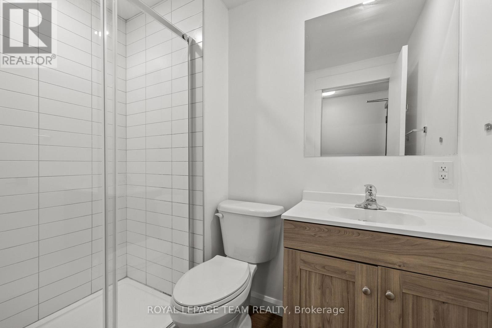 B02 - 506 Gladstone Avenue, Ottawa, Ontario  K1R 5P1 - Photo 12 - X12183334