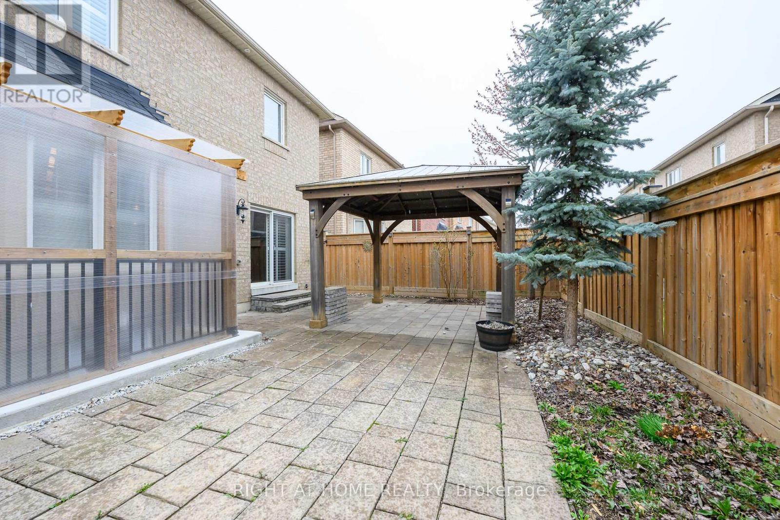1445 Laurier Avenue, Milton, Ontario  L9T 8T4 - Photo 44 - W12177362