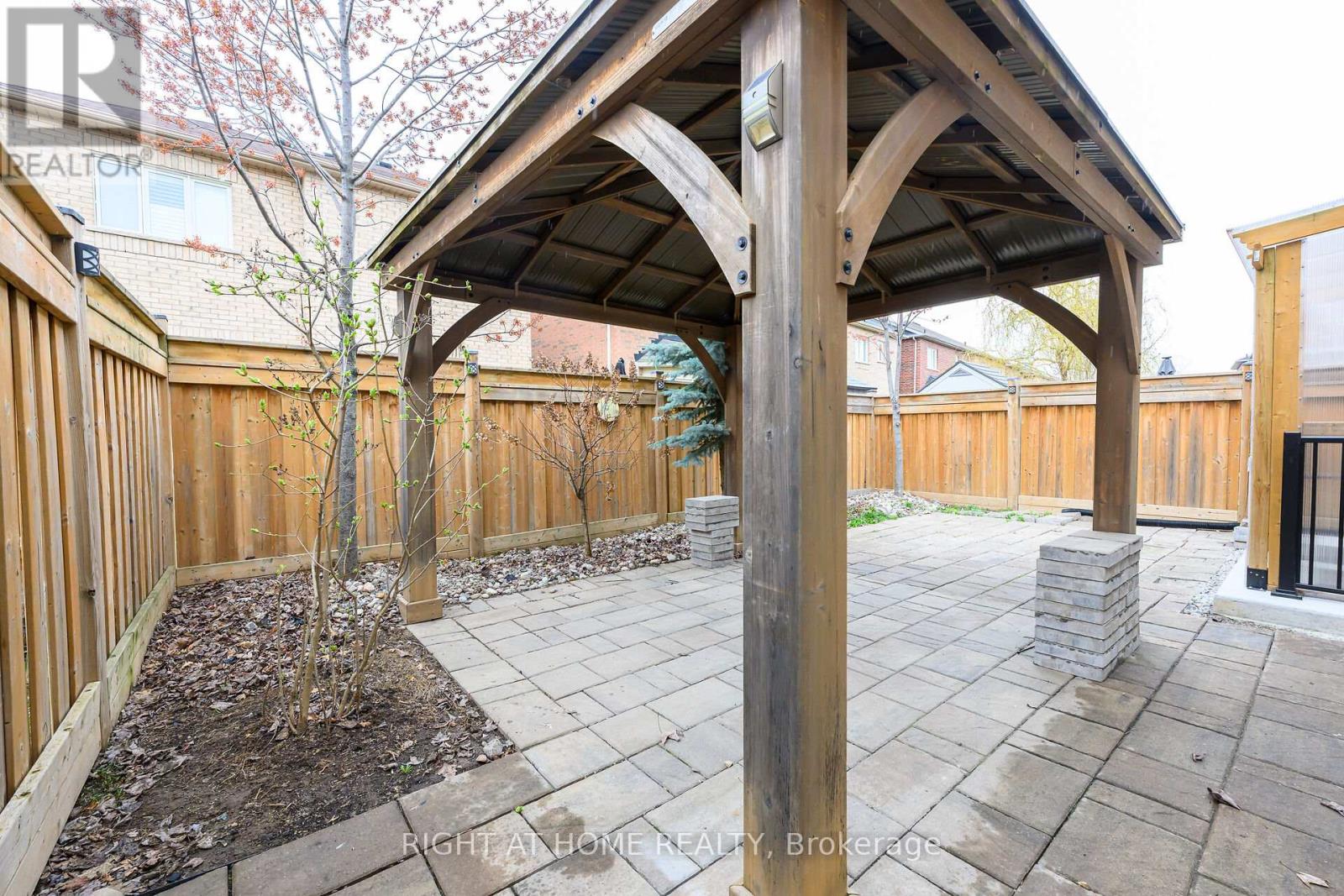 1445 Laurier Avenue, Milton, Ontario  L9T 8T4 - Photo 46 - W12177362
