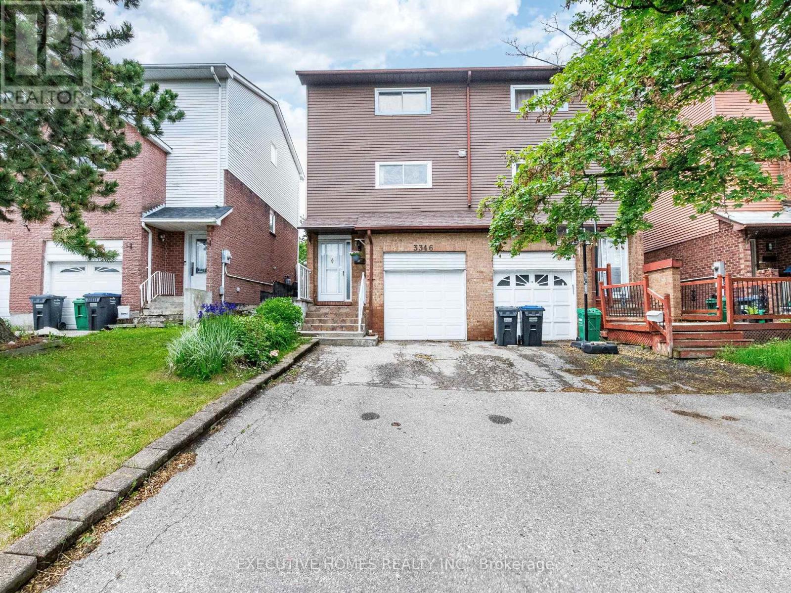 3346 Burdock Place, Mississauga, Ontario  L5A 4B7 - Photo 1 - W12201307