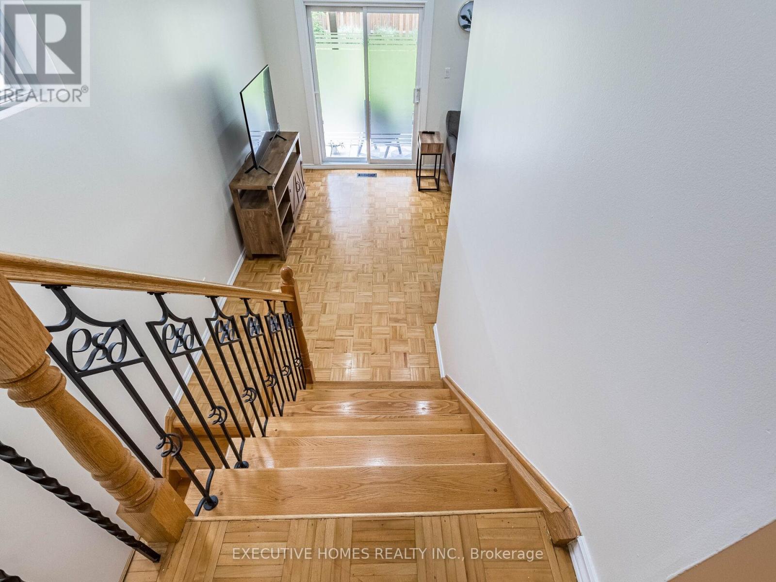 3346 Burdock Place, Mississauga, Ontario  L5A 4B7 - Photo 26 - W12201307