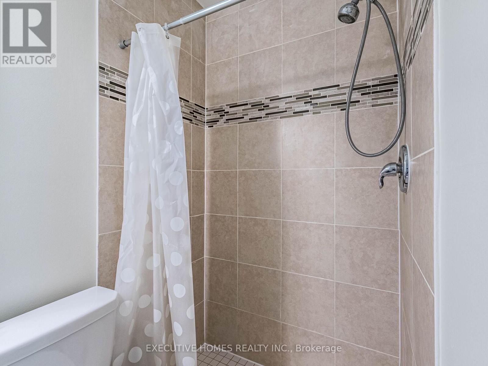 3346 Burdock Place, Mississauga, Ontario  L5A 4B7 - Photo 24 - W12201307