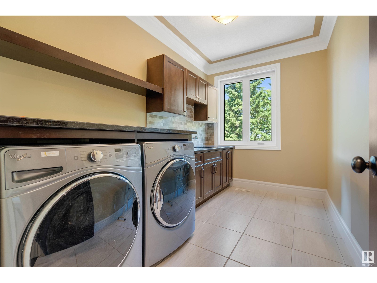 Property at 116 WINDERMERE CR NW image 3