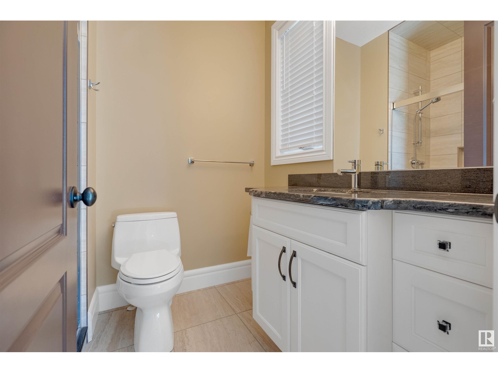 Property at 116 WINDERMERE CR NW image 1