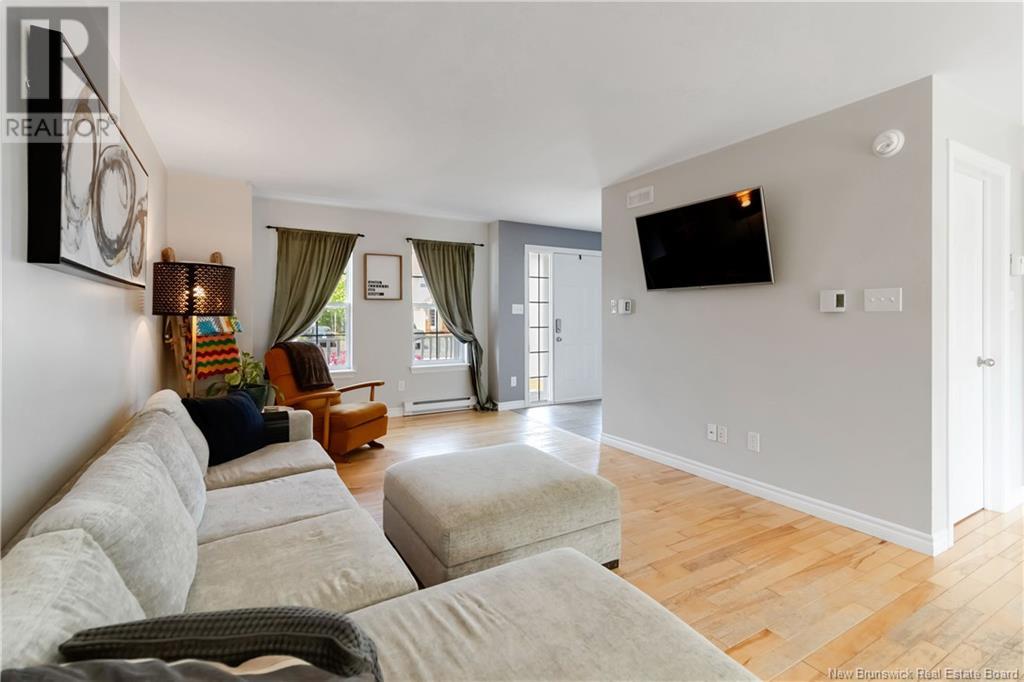 Property at 24 Chablis Court image 5