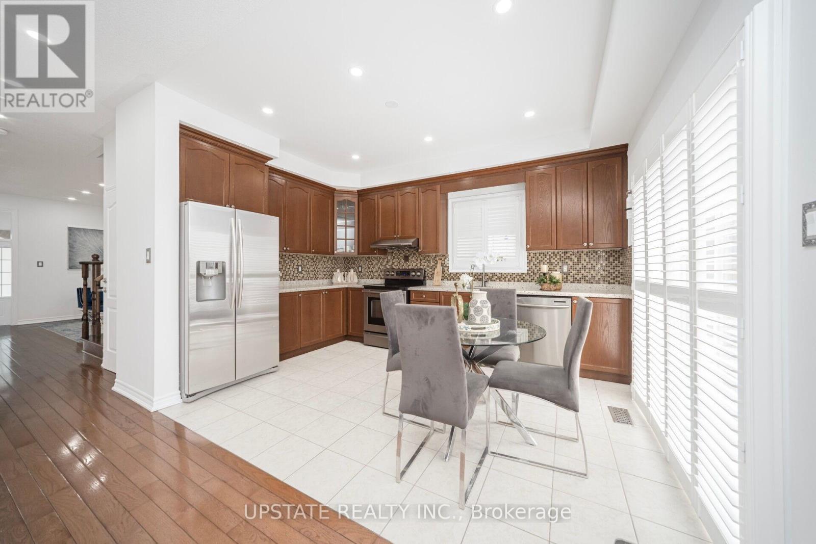 17 Trentin Road, Brampton, Ontario  L6P 3H4 - Photo 12 - W12198958