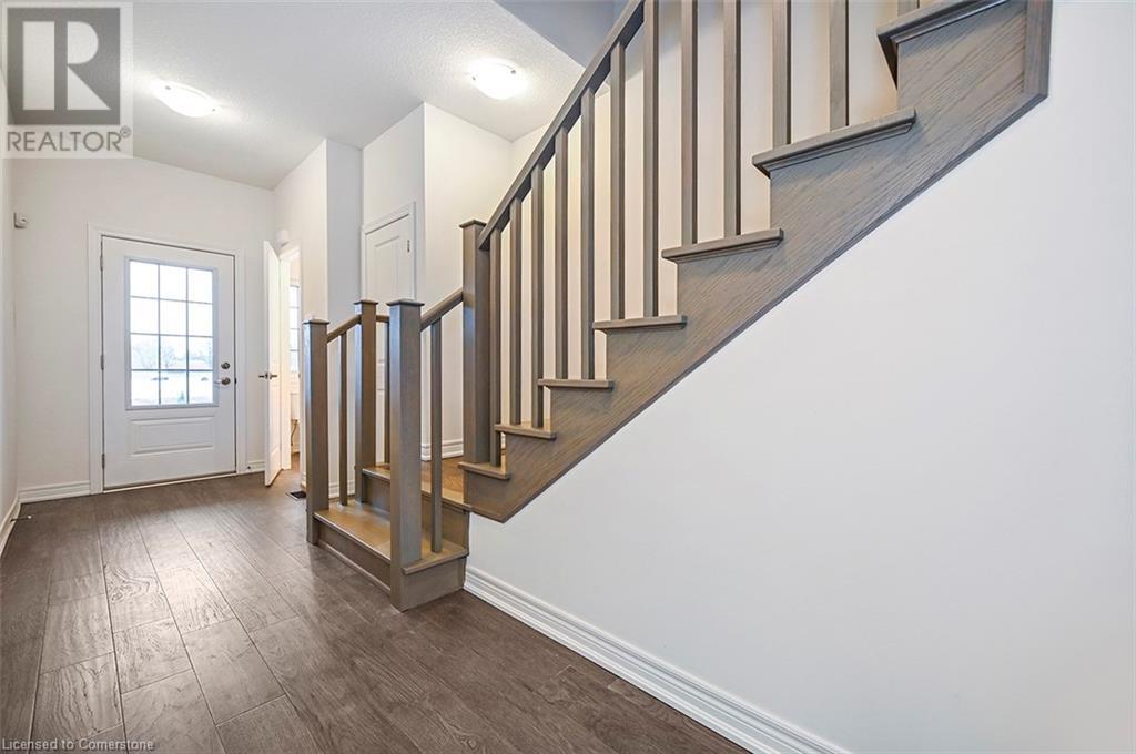 36 Linden Park Lane, Hamilton, Ontario  L9A 1Y1 - Photo 6 - 40738111
