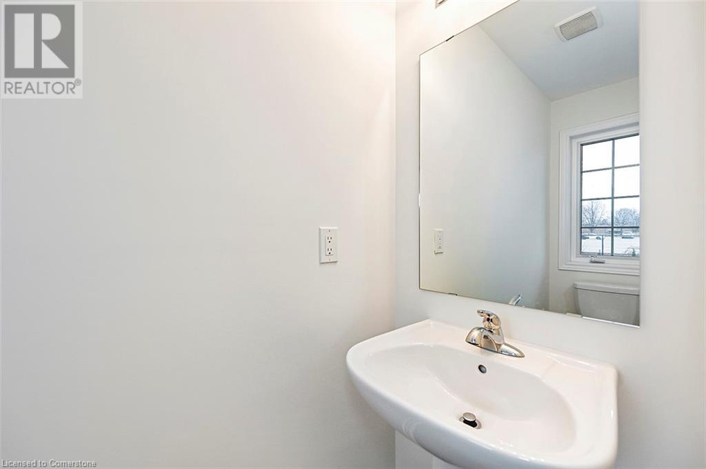 36 Linden Park Lane, Hamilton, Ontario  L9A 1Y1 - Photo 4 - 40738111