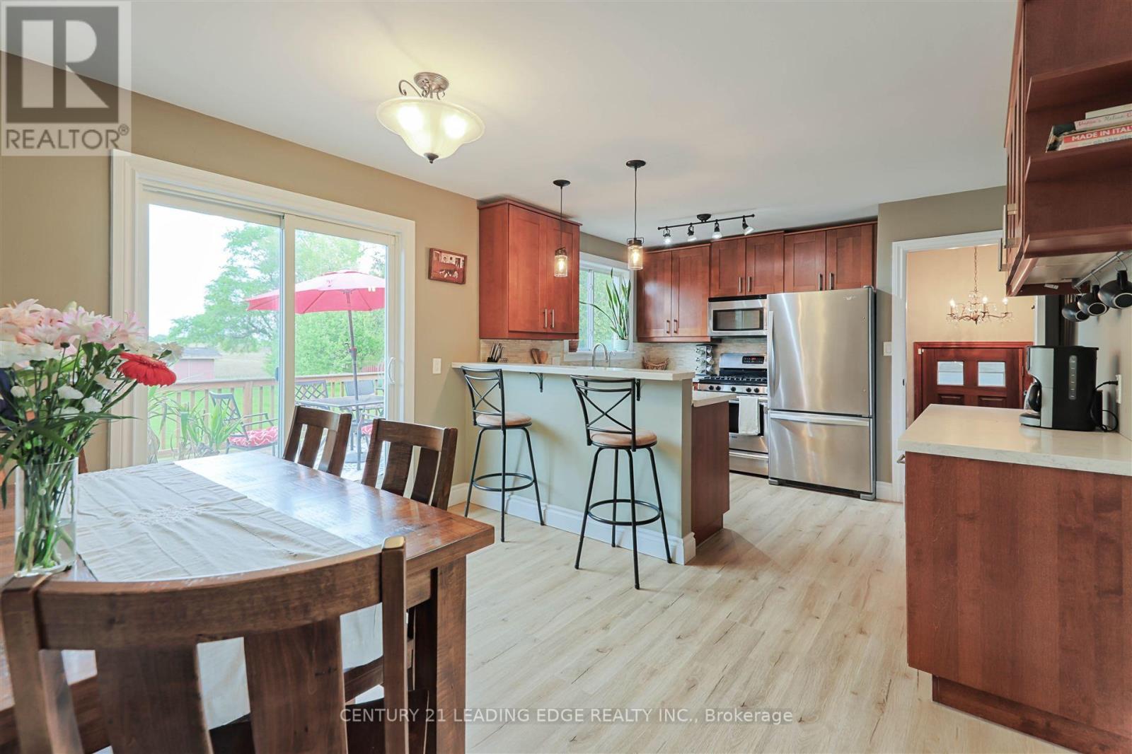 8276 White Church Road E, Hamilton, Ontario  L0R 1W0 - Photo 5 - X12188770