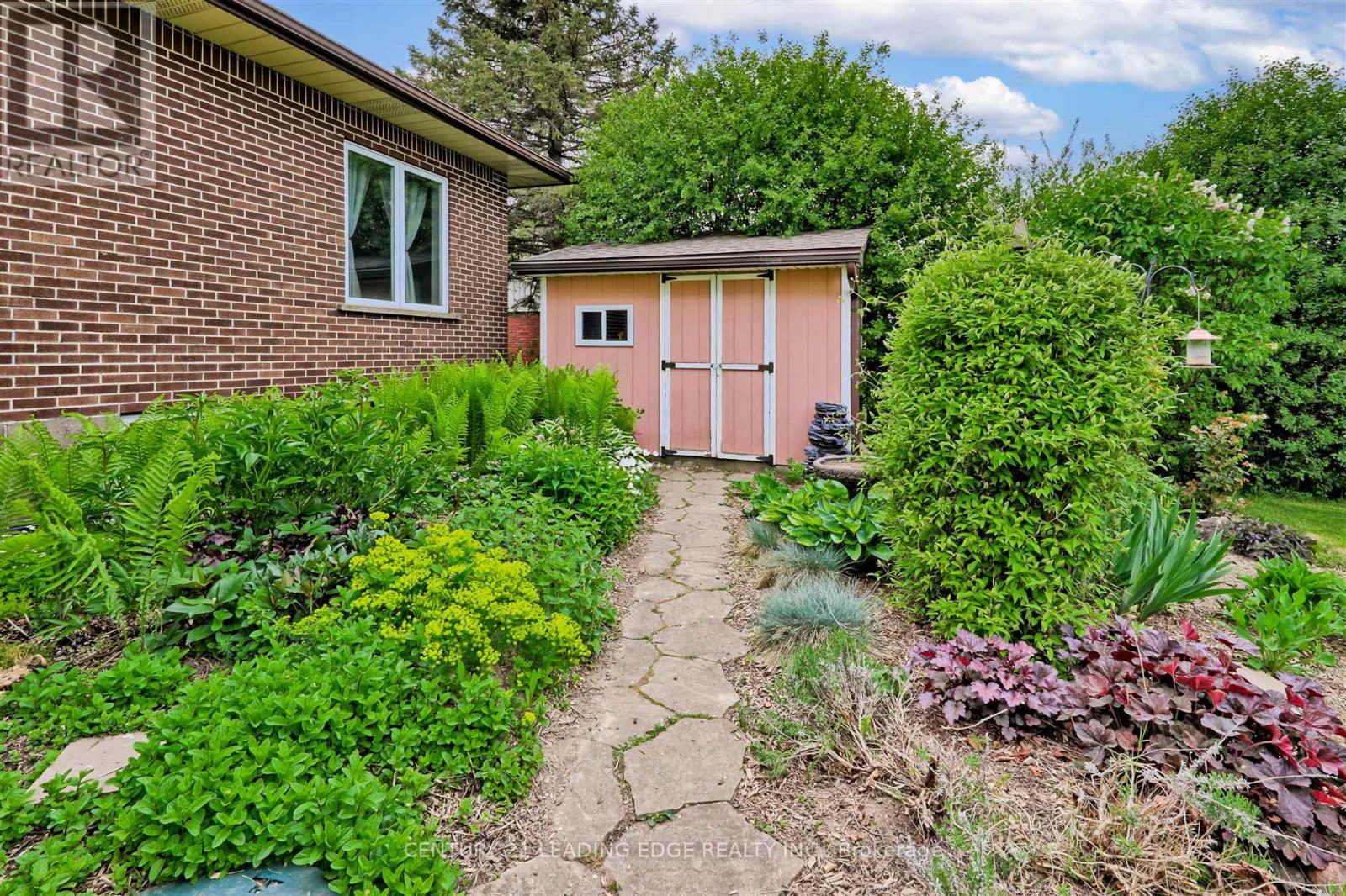 8276 White Church Road E, Hamilton, Ontario  L0R 1W0 - Photo 26 - X12188770
