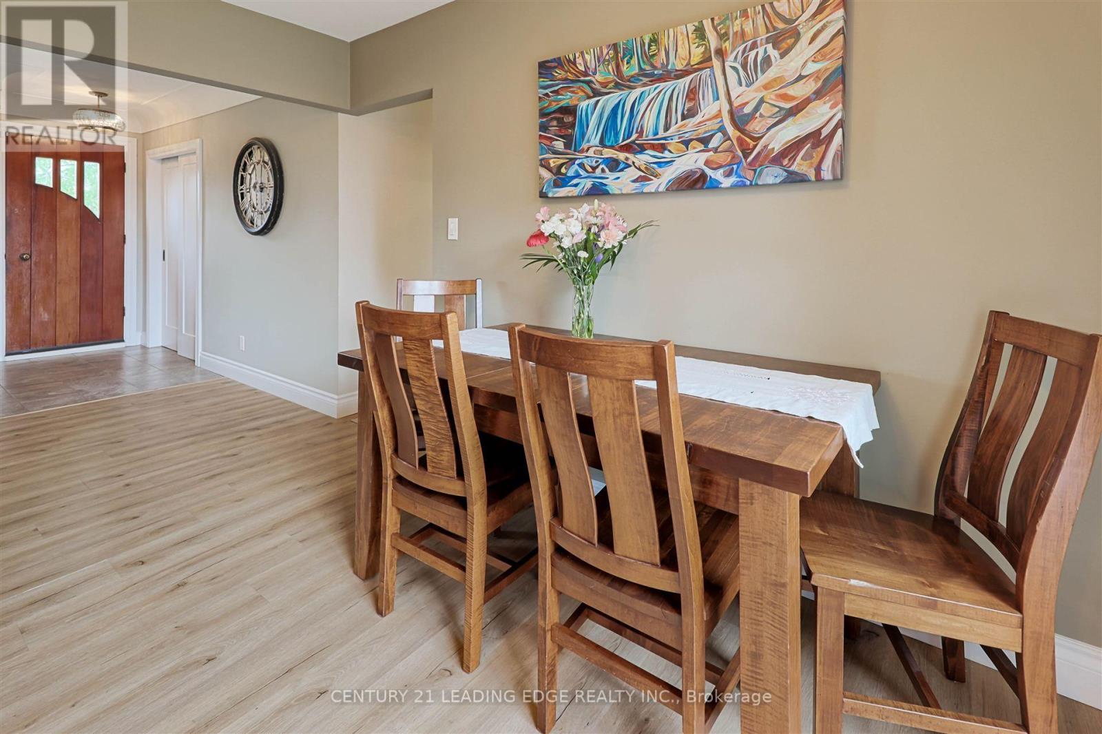 8276 White Church Road E, Hamilton, Ontario  L0R 1W0 - Photo 8 - X12188770