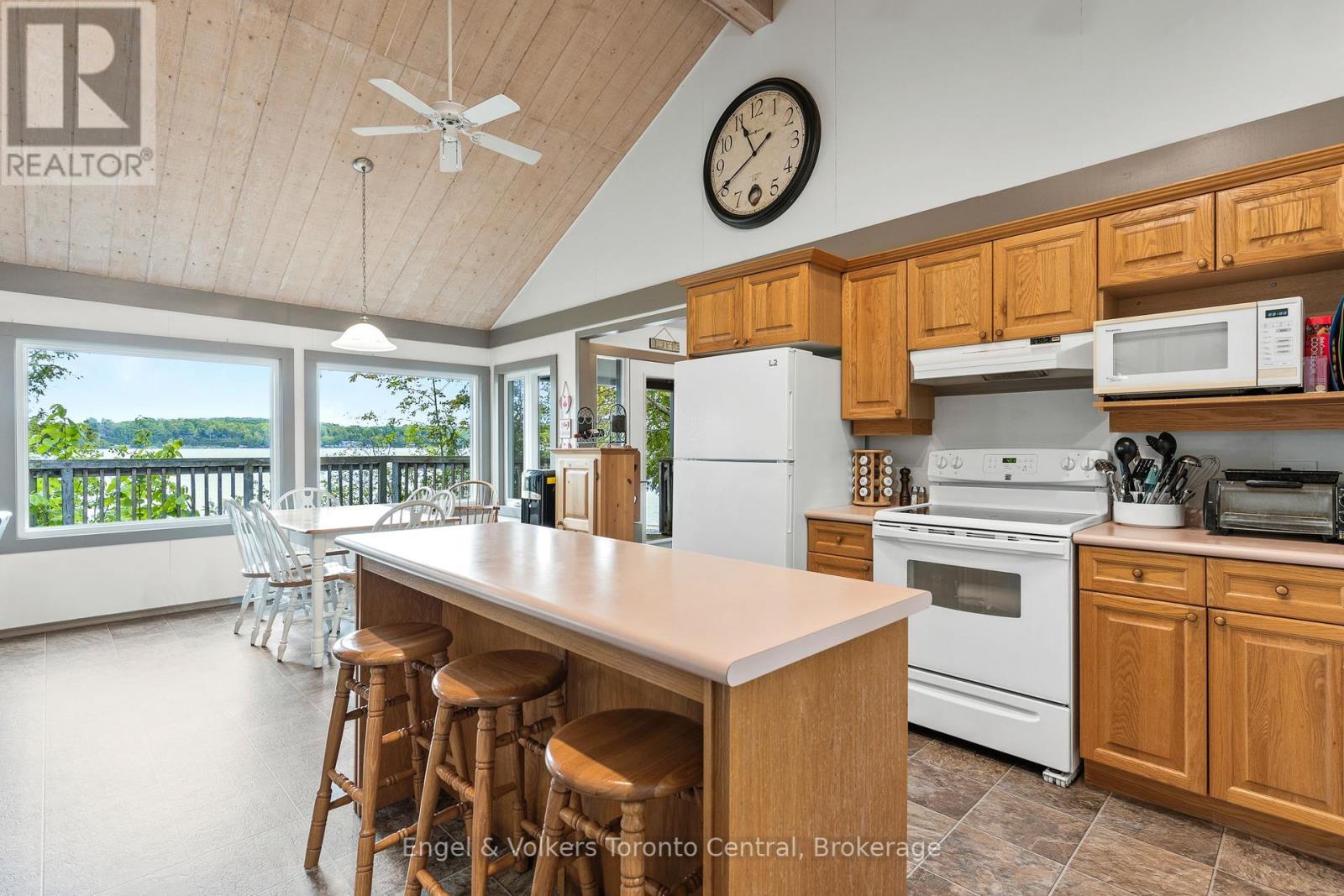 14 Victoria Island, South Bruce Peninsula, Ontario  N0H 1H0 - Photo 25 - X12168970