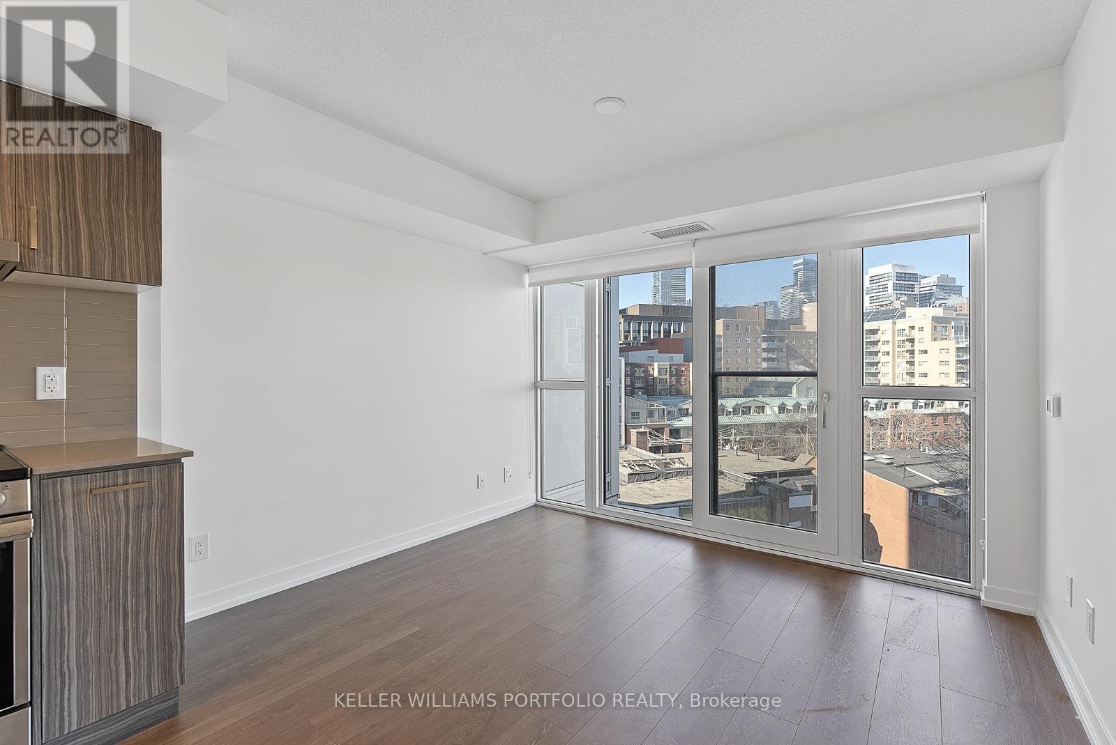 811 - 219 Dundas Street E, Toronto (Moss Park), Ontario  M5A 0V1 - Photo 8 - C12201550