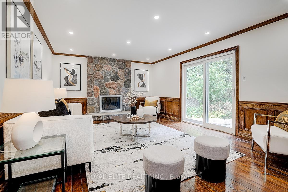 11 Abbeywood Trail, Toronto, Ontario  M3B 3B4 - Photo 15 - C12201555