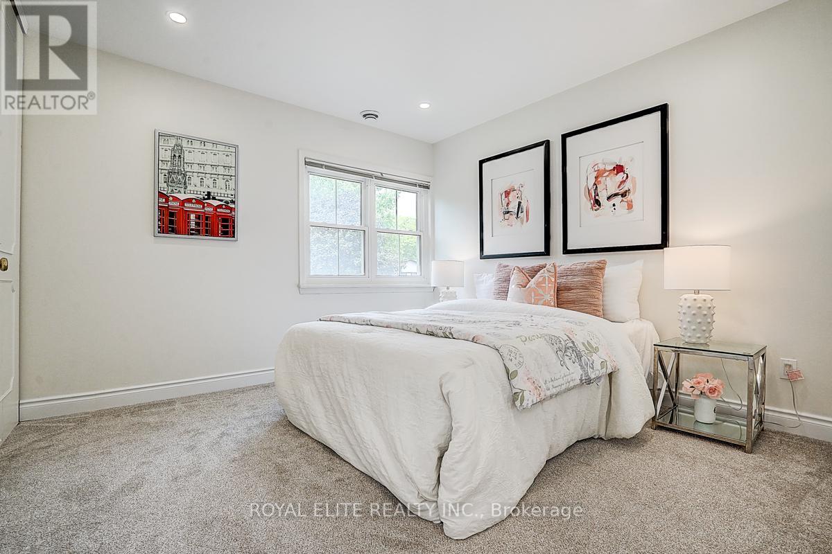 11 Abbeywood Trail, Toronto, Ontario  M3B 3B4 - Photo 35 - C12201555