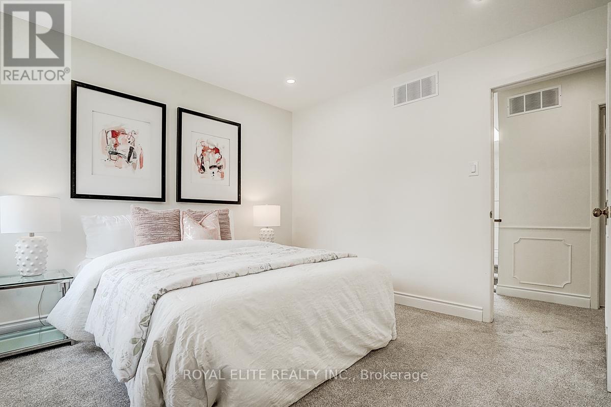11 Abbeywood Trail, Toronto, Ontario  M3B 3B4 - Photo 36 - C12201555