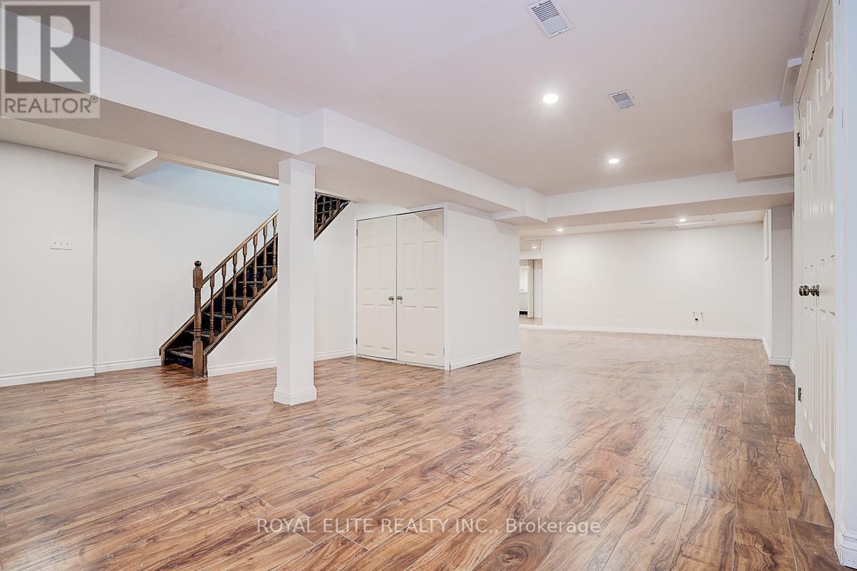 11 Abbeywood Trail, Toronto, Ontario  M3B 3B4 - Photo 41 - C12201555