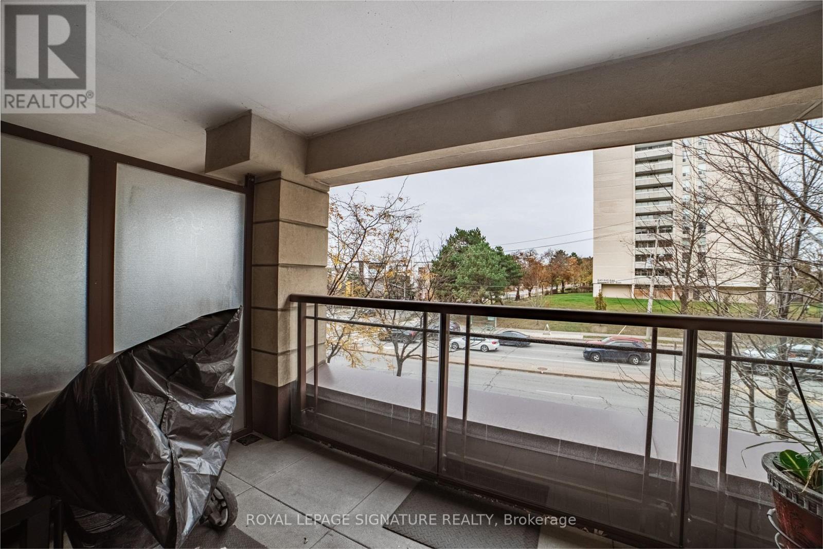 211 - 27 Rean Drive, Toronto (Bayview Village), Ontario  M2K 0A6 - Photo 16 - C12201598