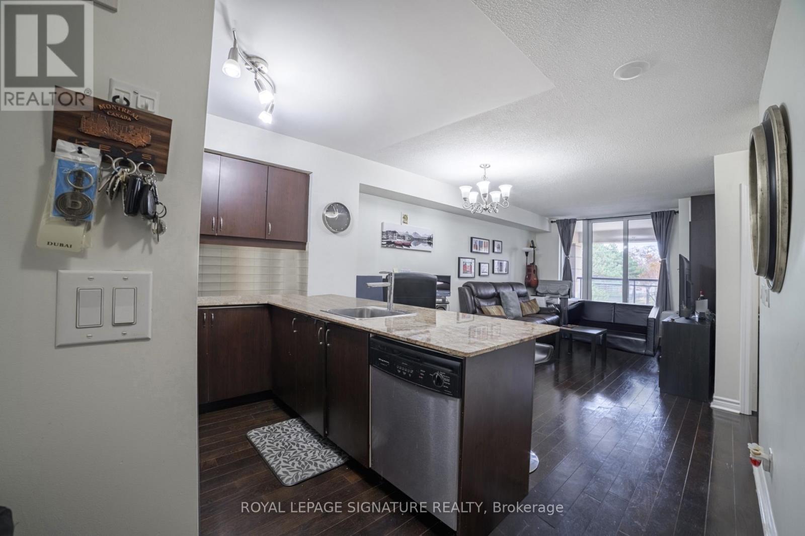 211 - 27 Rean Drive, Toronto (Bayview Village), Ontario  M2K 0A6 - Photo 5 - C12201598