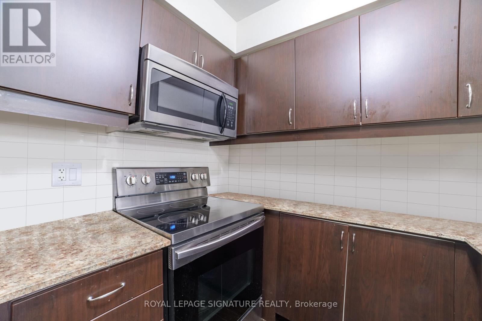 211 - 27 Rean Drive, Toronto, Ontario  M2K 0A6 - Photo 7 - C12201598