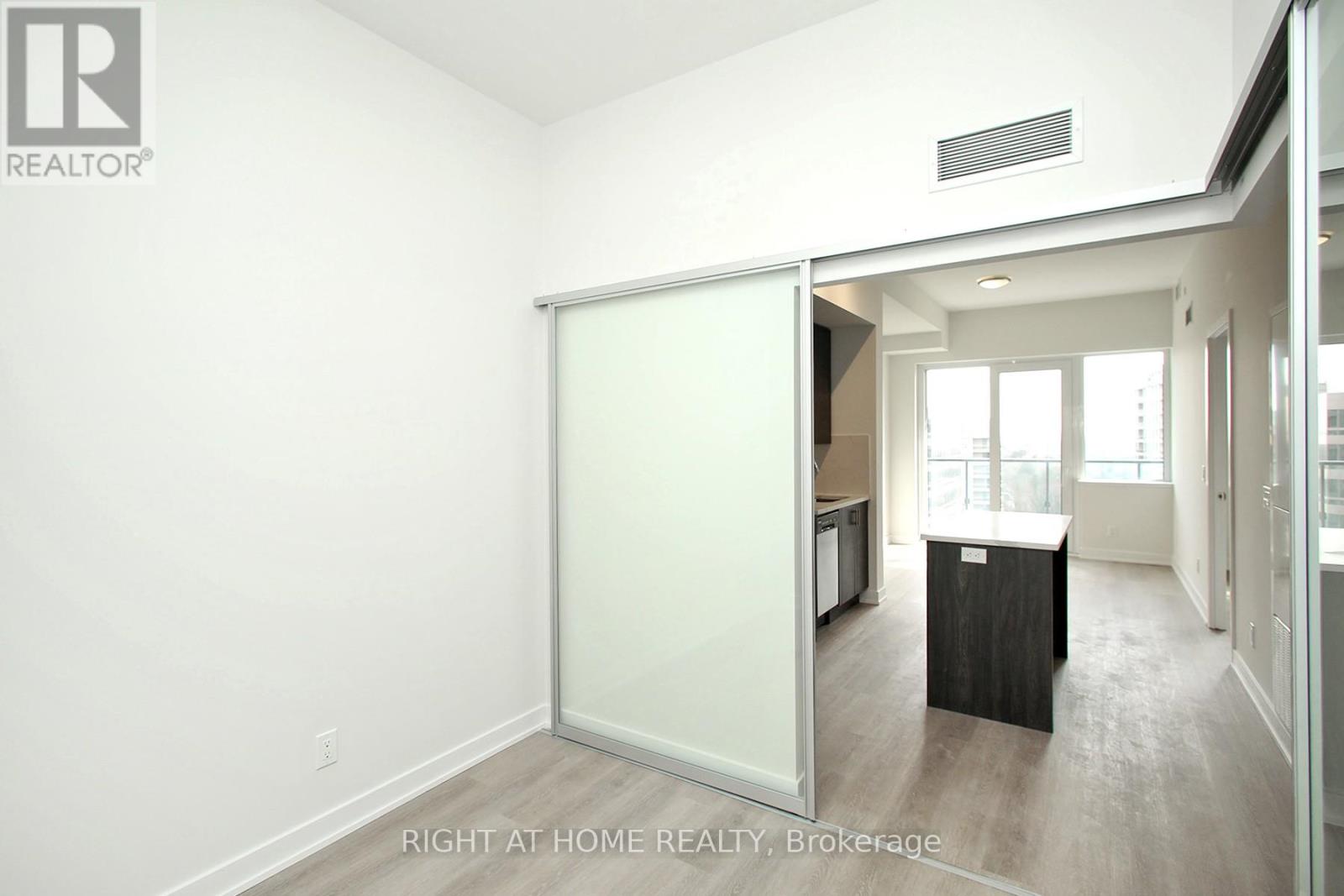 1401 - 15 Ellerslie Avenue, Toronto (Willowdale West), Ontario  M2N 0L7 - Photo 9 - C12201696