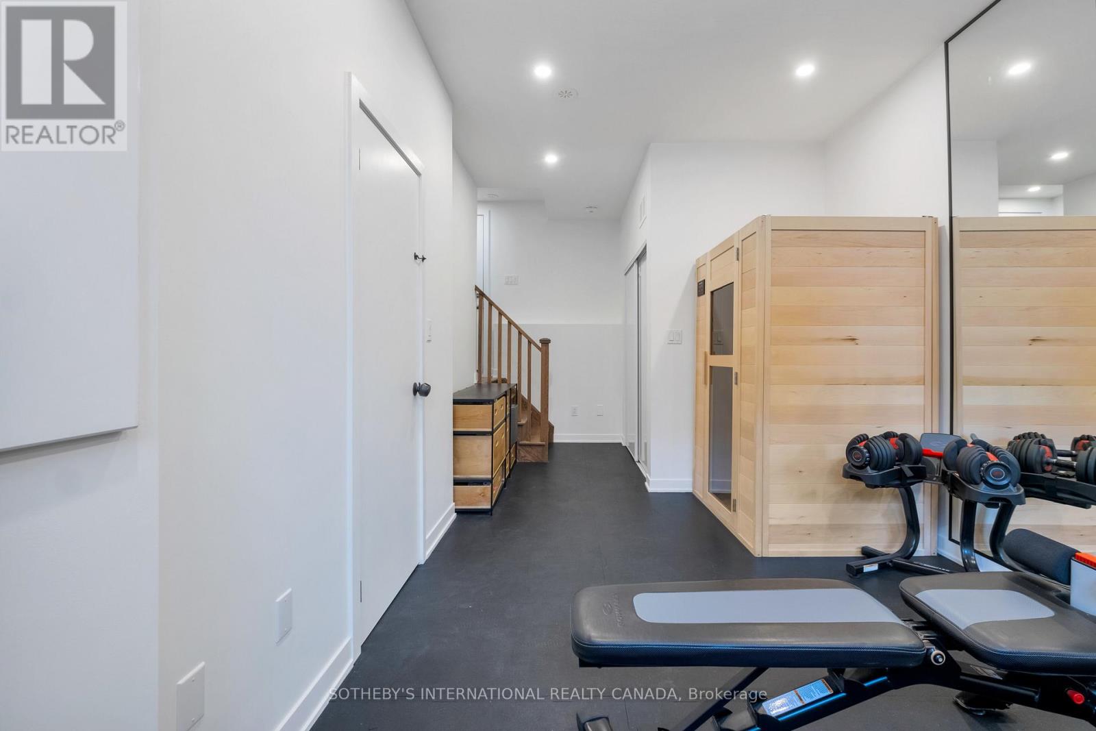 141 Green Gardens Boulevard, Toronto, Ontario  M6A 0E3 - Photo 45 - C12201711