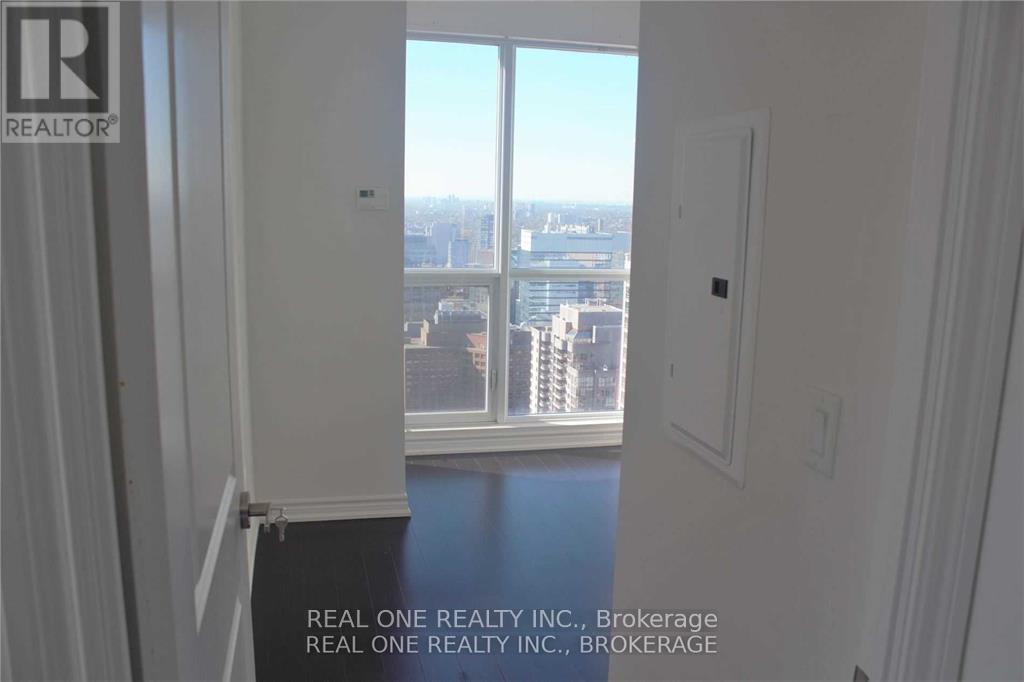 4010 - 386 Yonge Street, Toronto, Ontario  M5B 0A5 - Photo 13 - C12201721