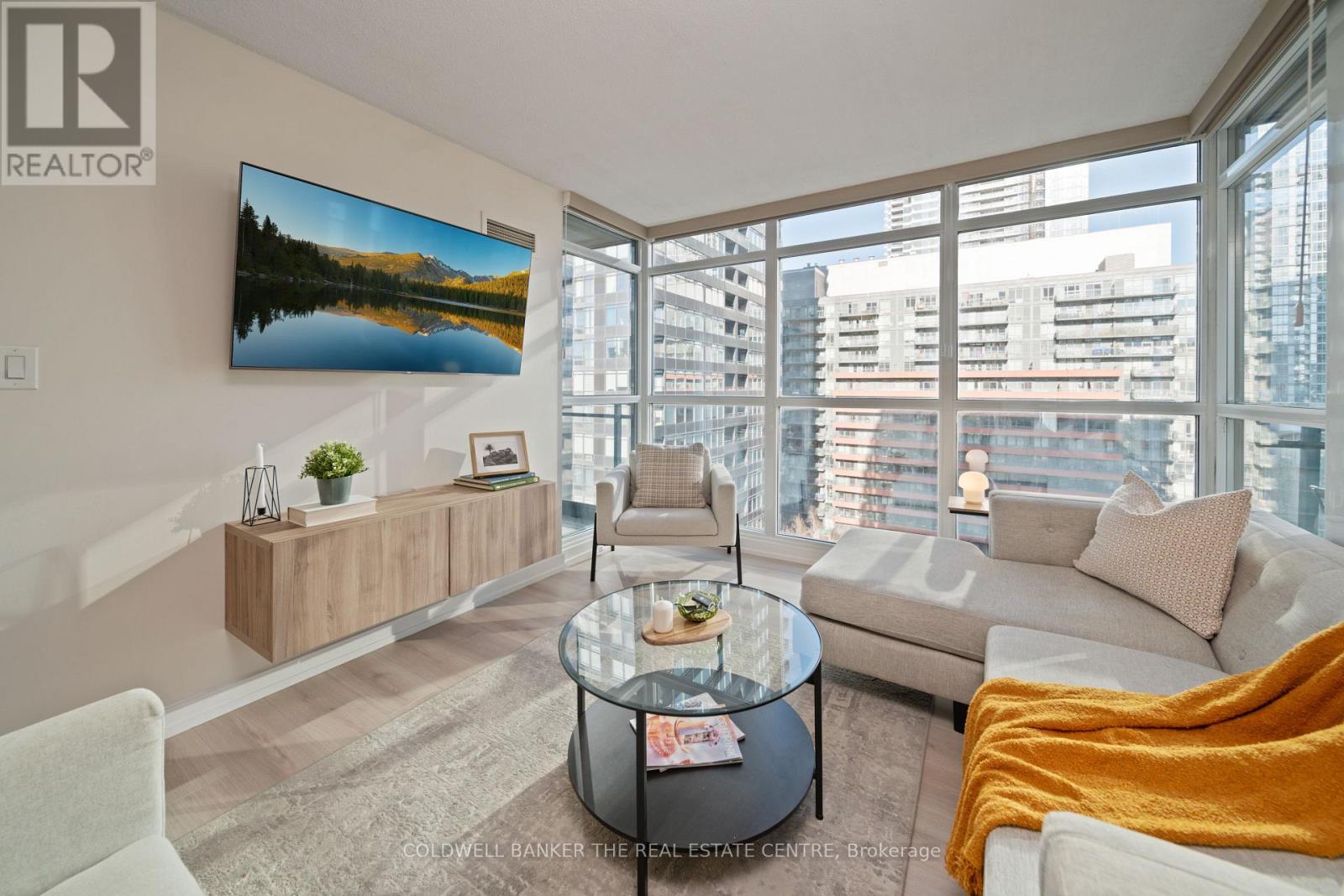 1207 - 8 Telegram Mews, Toronto, Ontario  M5V 3Z5 - Photo 12 - C12201731