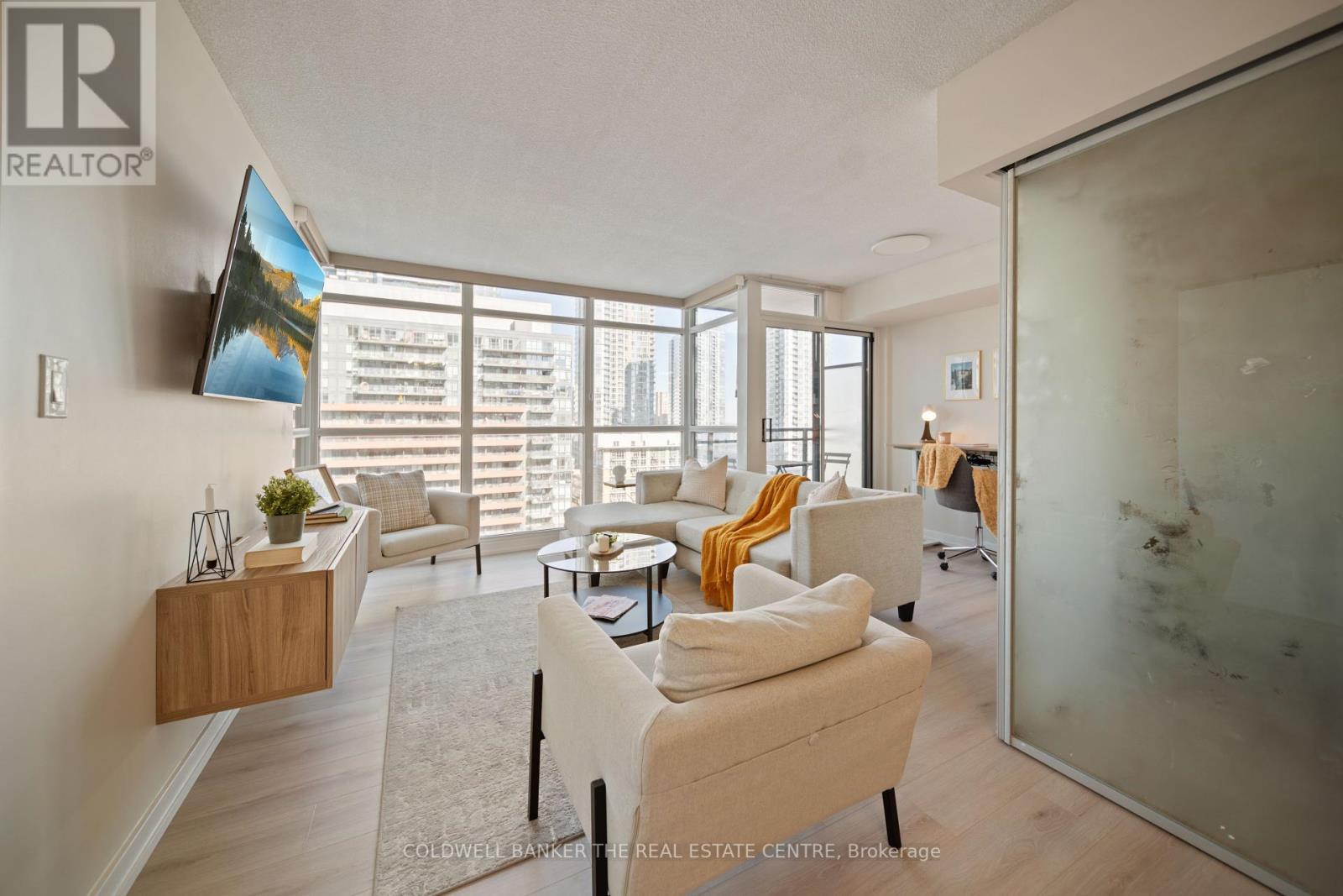 1207 - 8 Telegram Mews, Toronto, Ontario  M5V 3Z5 - Photo 14 - C12201731