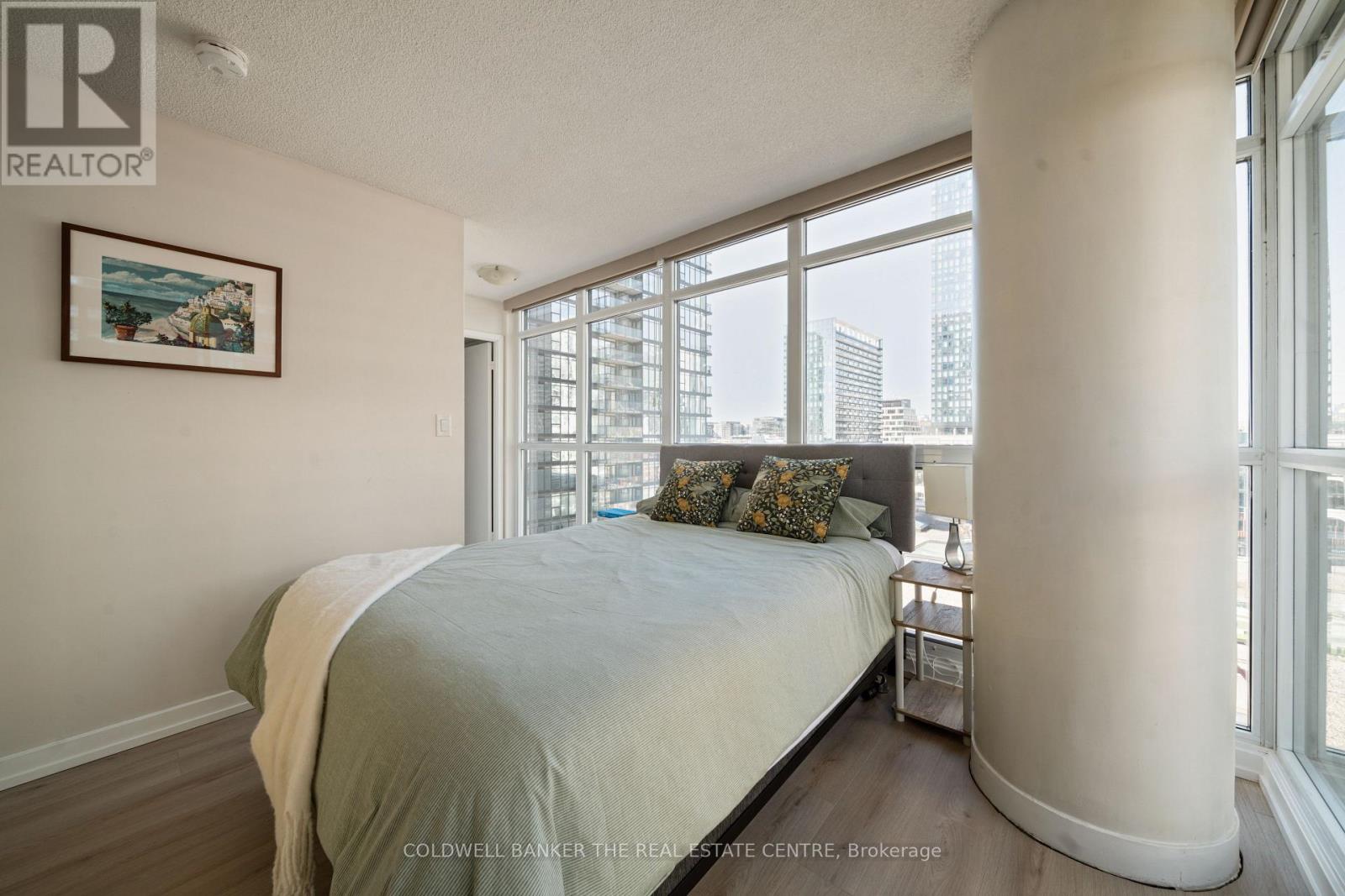 1207 - 8 Telegram Mews, Toronto, Ontario  M5V 3Z5 - Photo 19 - C12201731