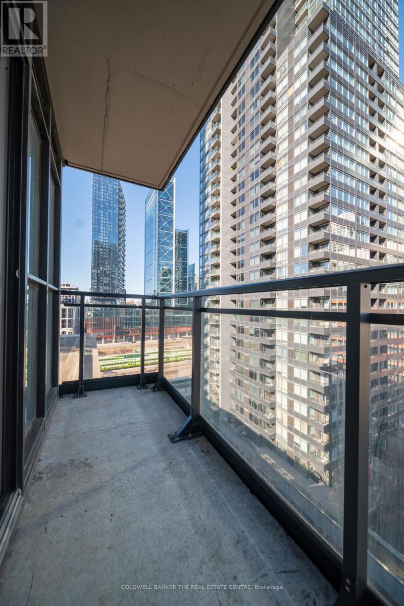 1207 - 8 Telegram Mews, Toronto, Ontario  M5V 3Z5 - Photo 30 - C12201731