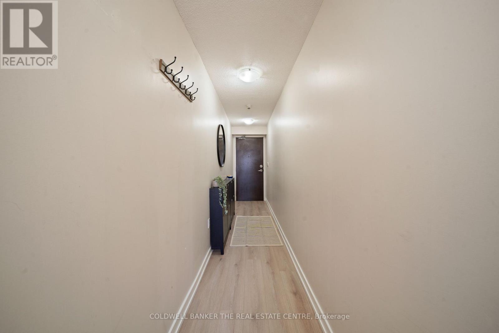 1207 - 8 Telegram Mews, Toronto, Ontario  M5V 3Z5 - Photo 4 - C12201731