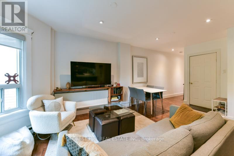 2 - 151 Walmer Road, Toronto, Ontario  M5R 2X8 - Photo 5 - C12201732