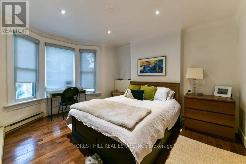 2 - 151 Walmer Road, Toronto, Ontario  M5R 2X8 - Photo 9 - C12201732