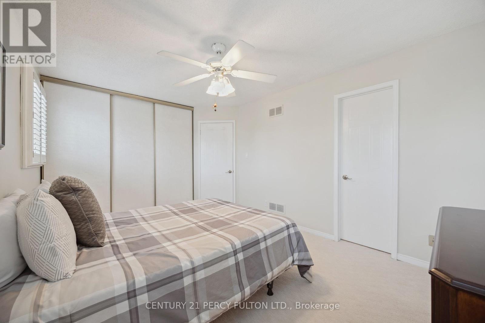 53 Sandringham Drive, Clarington, Ontario  L1E 1X2 - Photo 19 - E12201594